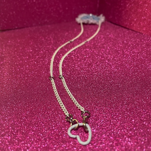 🌨️The Queen Frostine “Just in Case” Necklace🌨️ - Picture 6 of 9